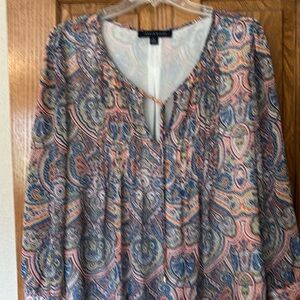 Beautiful Paisley 3/4 sleeve blouse